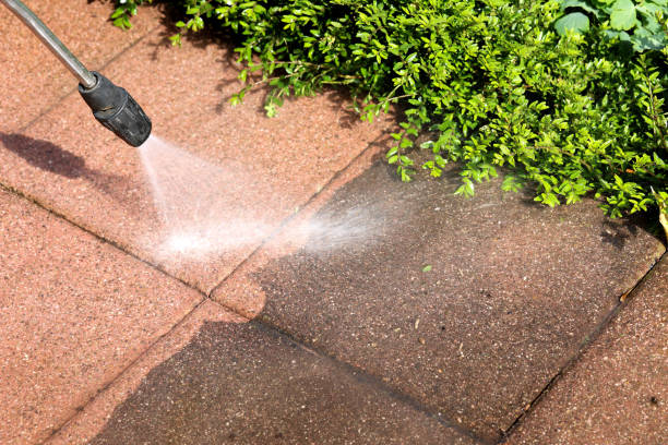 Why Choose Our Certified Pressure Washing Experts for Your Project Needs in Memphis, MO?